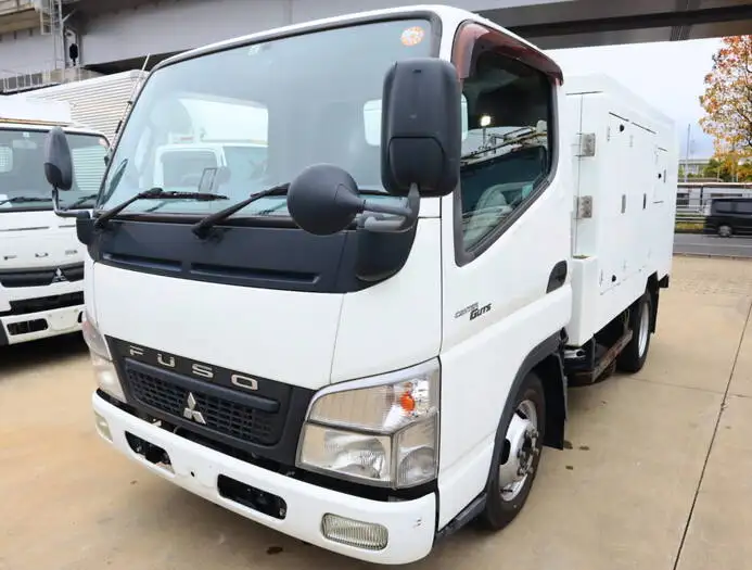 三菱 キャンター 小型 タンク車 高圧洗浄車 PDG-FB70B の中古トラック【車両No.136071】