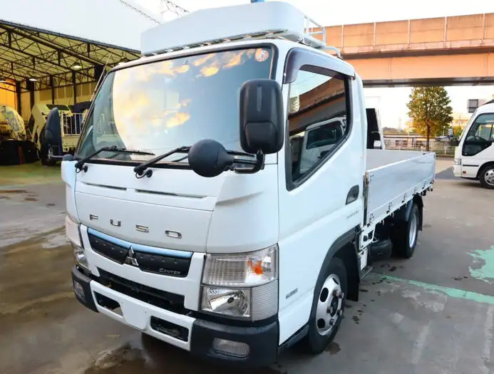 三菱 キャンター 小型 平ボディ 床鉄板 アルミブロック の中古トラック【車両No.136077】