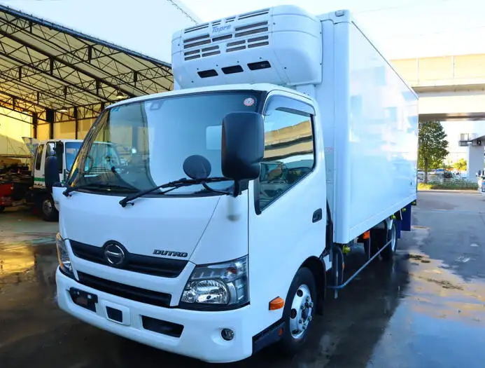 日野 デュトロ 小型 冷凍冷蔵 中温 床アルミ の中古トラック【車両No.136072】