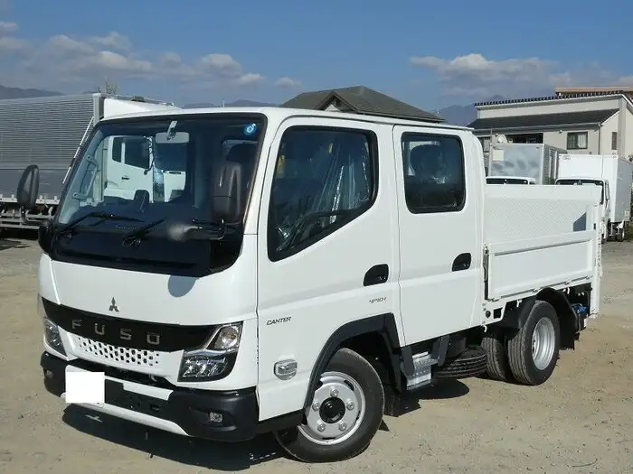 三菱 キャンター 小型 平ボディ Wキャブ パワーゲート の中古トラック【車両No.136299】