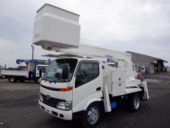 日野 デュトロ 小型 高所・建柱車 高所作業車 BDG-XZU354E の中古トラック【車両No.136568】