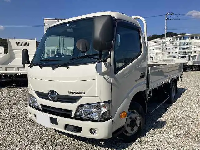 日野 デュトロ 小型 平ボディ 床鉄板 TKG-XZU645M の中古トラック【車両No.136396】