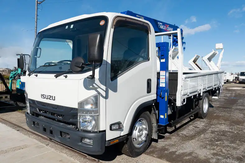 いすゞ エルフ 小型 クレーン付 4段 ラジコン の中古トラック【車両No.136754】