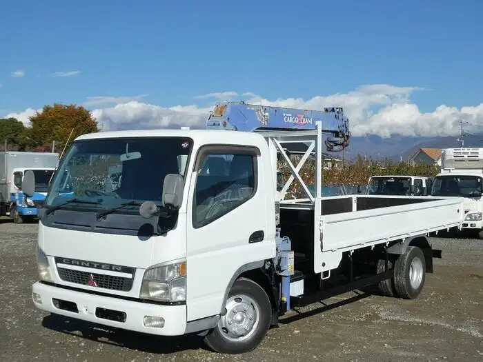 三菱 キャンター 小型 クレーン付 床鉄板 4段 の中古トラック【車両No.136645】