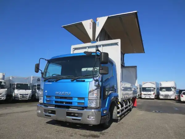 いすゞ フォワード 中型/増トン ウイング ベッド TKG-FRR90S2 の中古トラック【車両No.136859】