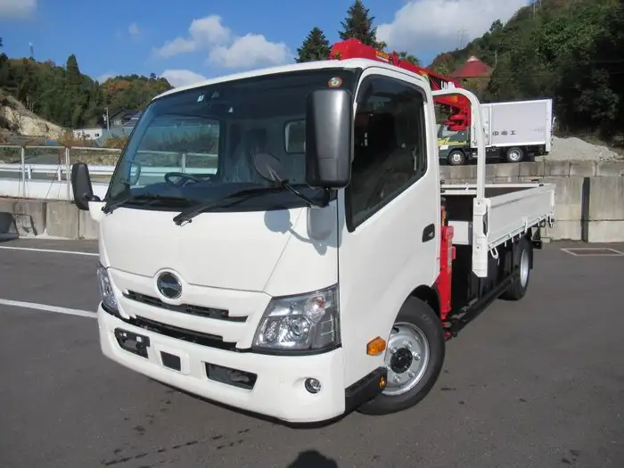 日野 デュトロ 小型 クレーン付 5段 ラジコン の中古トラック【車両No.137141】