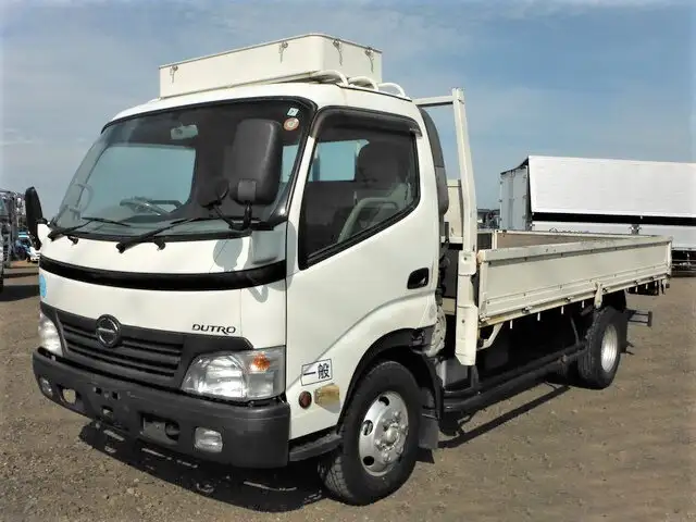 日野 デュトロ 小型 平ボディ 床鉄板 BKG-XZU414M の中古トラック【車両No.137558】