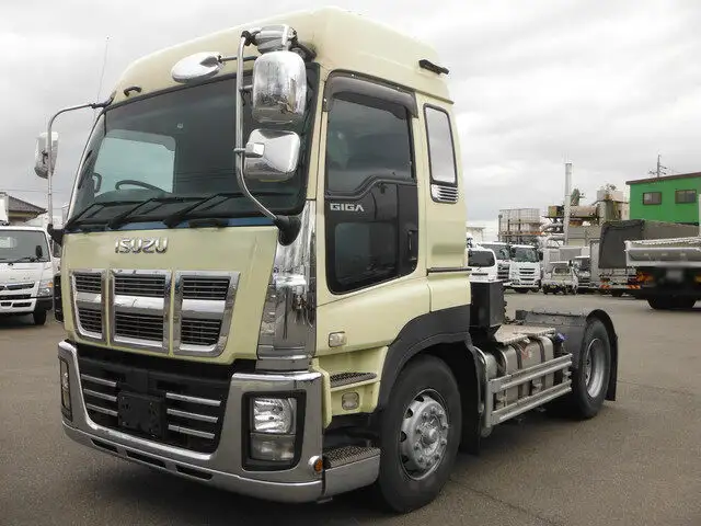 いすゞ ギガ 大型 トラクター ハイルーフ 1デフ の中古トラック【車両No.137516】