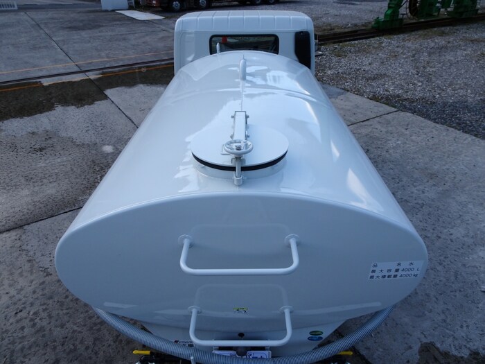 三菱 キャンター 小型 タンク車 散水車 2PG-FEB90｜画像14