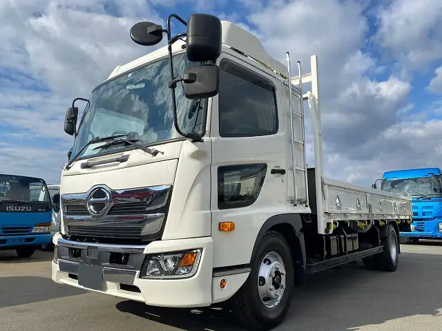 日野 レンジャー 中型/増トン 平ボディ エアサス ベッド の中古トラック【車両No.137995】