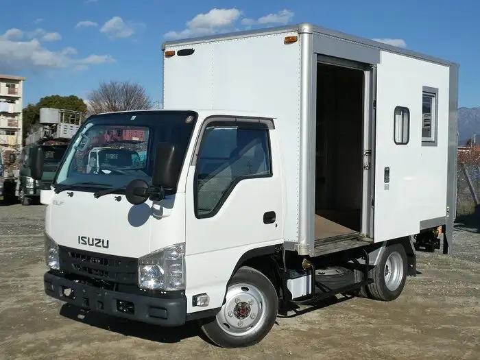いすゞ エルフ 小型 アルミバン パワーゲート サイドドア の中古トラック【車両No.138243】