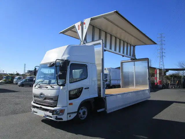 日野 レンジャー 中型/増トン ウイング エアサス ベッド の中古トラック【車両No.138631】