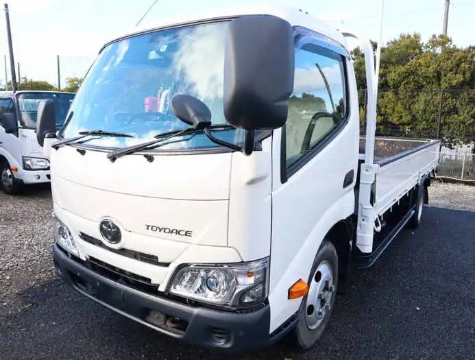 トヨタ トヨエース 小型 平ボディ 2RG-XZU655 R2 の中古トラック【車両No.138498】