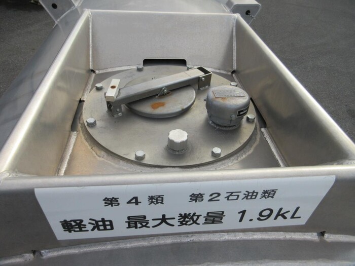 いすゞ エルフ 小型 タンク車 ローリー TKG-NKR85A｜画像4