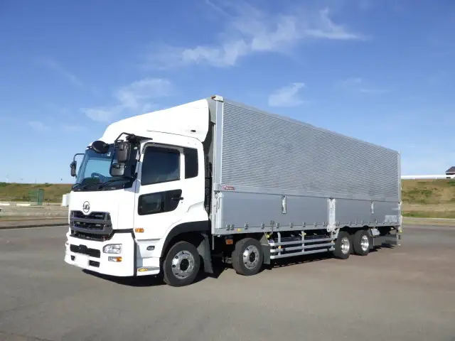 日産UD クオン 大型 ウイング エアサス ベッド の中古トラック【車両No.139115】