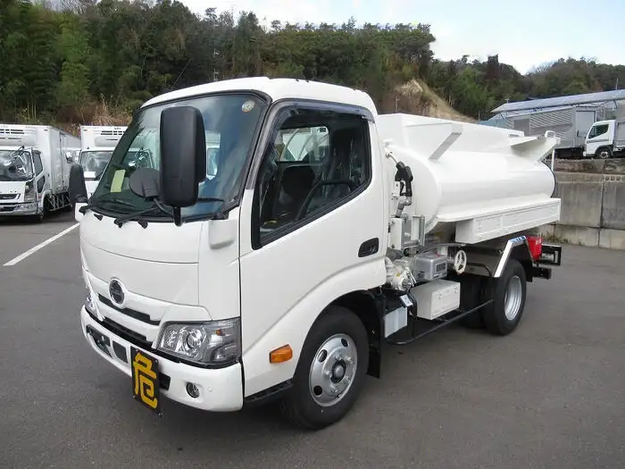 日野 デュトロ 小型 タンク車 ローリー 2RG-XZU600E の中古トラック【車両No.139790】