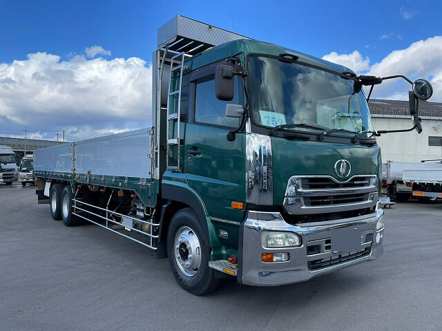 ◆2201-066　H22年　日産　UD　クオン　大型トラック　CD4ZA　フロントパネル　ボンネット