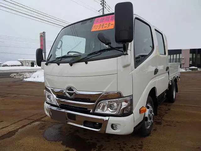 日野 デュトロ 小型 平ボディ Wキャブ 2RG-XZU605M の中古トラック【車両No.139981】