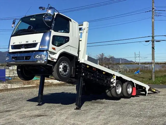 三菱 ファイター 中型/増トン 車両重機運搬 ウインチ ベッド の中古トラック【車両No.140610】