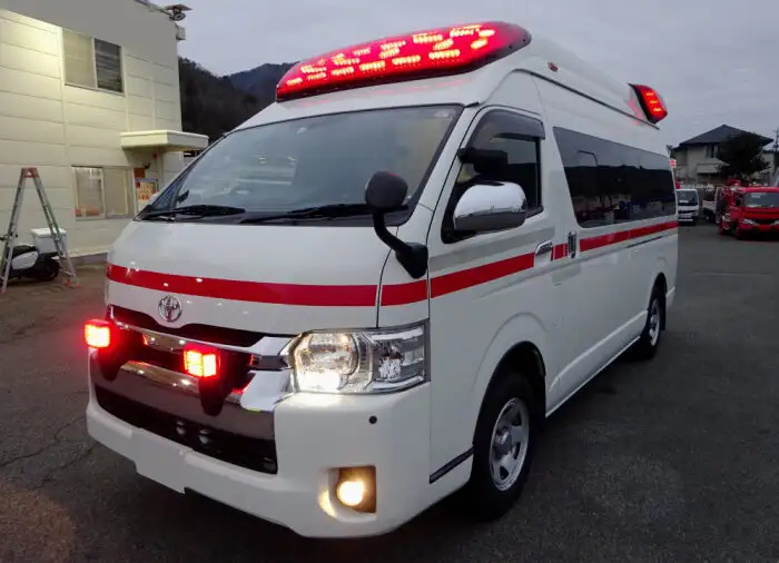 トヨタ ハイエース 小型 特殊車両 CBF-TRH226S H26 の中古トラック【車両No.140772】