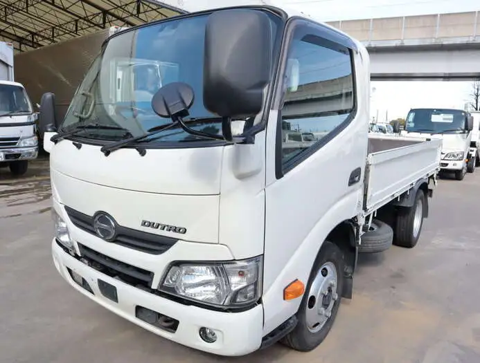 日野 デュトロ 小型 平ボディ TKG-XZU605M H30 の中古トラック【車両No.140813】