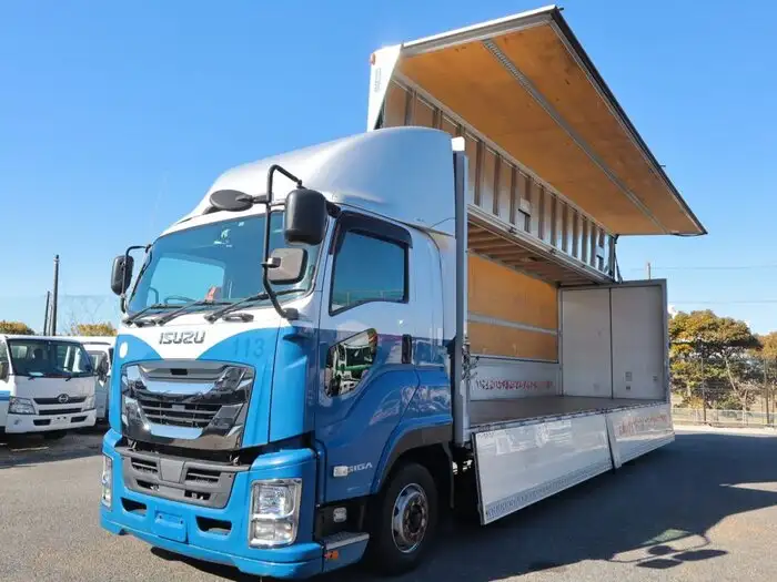 いすゞ ギガ 大型 ウイング 床鉄板 エアサス の中古トラック【車両No.140804】