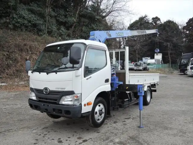 日野 デュトロ 小型 クレーン付 3段 ラジコン の中古トラック【車両No.140994】