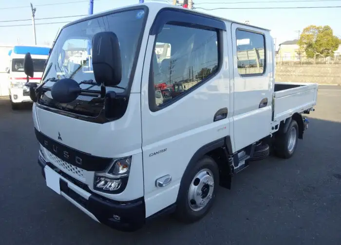 三菱 キャンター 小型 平ボディ Wキャブ 2RG-FBA20 の中古トラック【車両No.141338】