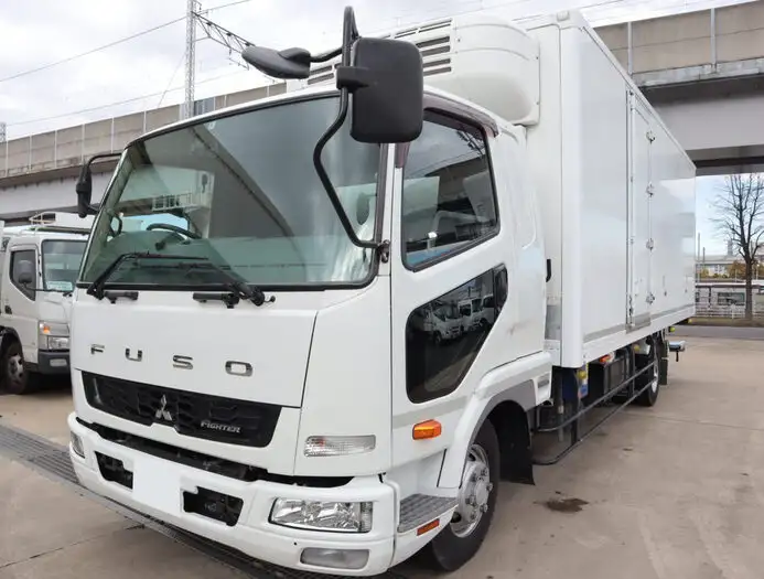 三菱 ファイター 中型/増トン 冷凍冷蔵 低温 パワーゲート の中古トラック【車両No.141644】
