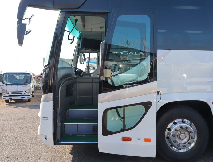 いすゞ ガーラ 大型 バス 観光バス PKG-RU1ESAJ｜画像5