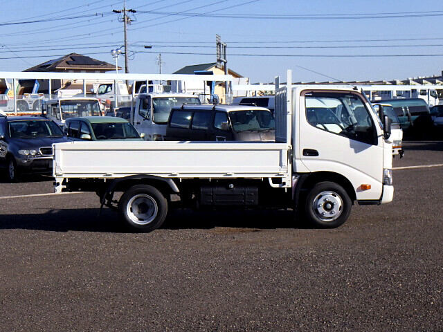 日野 デュトロ 小型 平ボディ 10尺 TKG-XZU605M - 中古トラック車両 