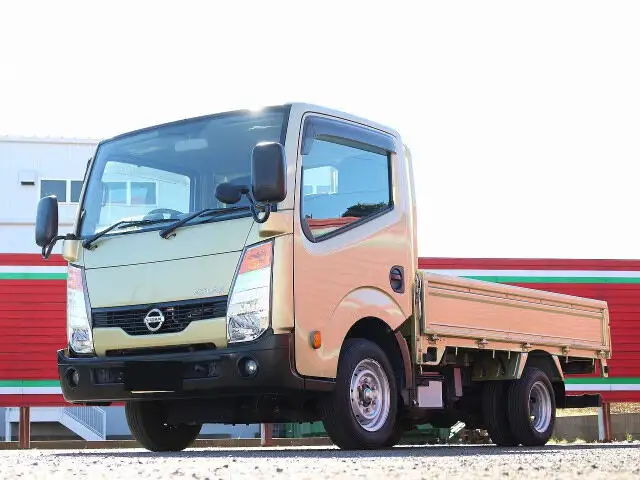 日産 アトラス 小型 平ボディ TKG-SZ1F24 H29 の中古トラック【車両No.142677】
