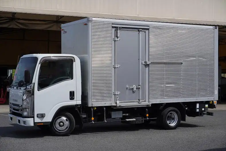 いすゞ エルフ 小型 アルミバン パワーゲート サイドドア の中古トラック【車両No.142944】