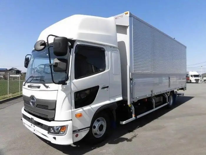 日野 レンジャー 中型/増トン ウイング エアサス ベッド の中古トラック【車両No.143100】