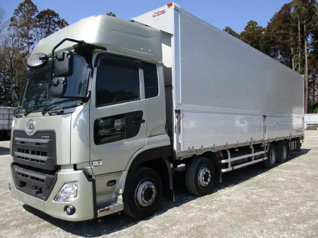 日産UD クオン 大型 ウイング エアサス ベッド の中古トラック【車両No.143274】