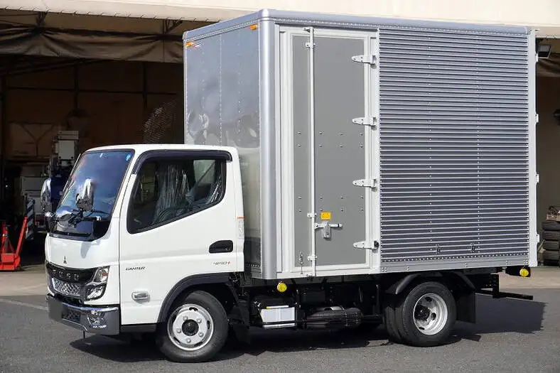三菱 キャンター 小型 アルミバン サイドドア 2RG-FBA20 の中古トラック【車両No.143351】