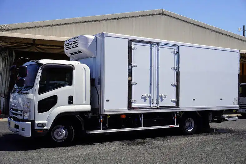 いすゞ フォワード 中型/増トン 冷凍冷蔵 低温 パワーゲート の中古トラック【車両No.143324】