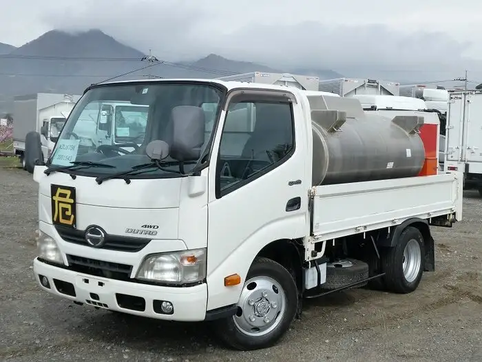 日野 デュトロ 小型 タンク車 ローリー SKG-XZU675M の中古トラック【車両No.143260】