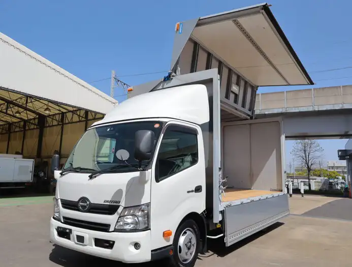 日野 デュトロ 小型 ウイング TPG-XZU710M H30 の中古トラック【車両No.143508】