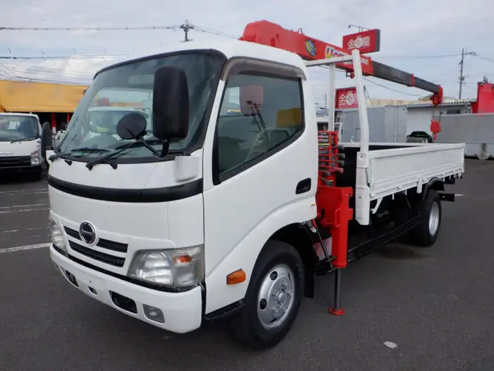 日野 デュトロ 小型 クレーン付 床鉄板 3段 の中古トラック【車両No.143639】
