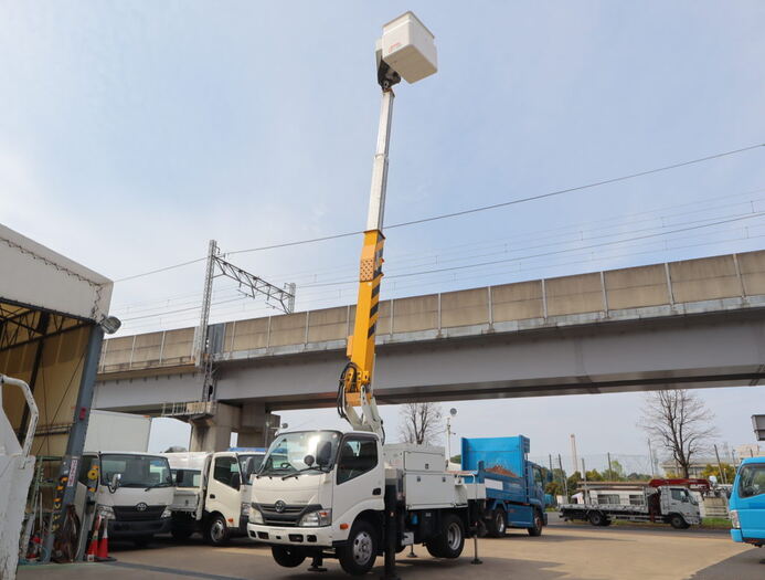 トヨタ トヨエース 小型 高所・建柱車 高所作業車 電工仕様の中古トラック画像8