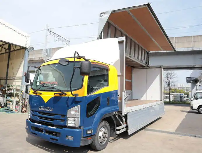 いすゞ フォワード 中型/増トン ウイング センターローラー ベッド の中古トラック【車両No.143924】