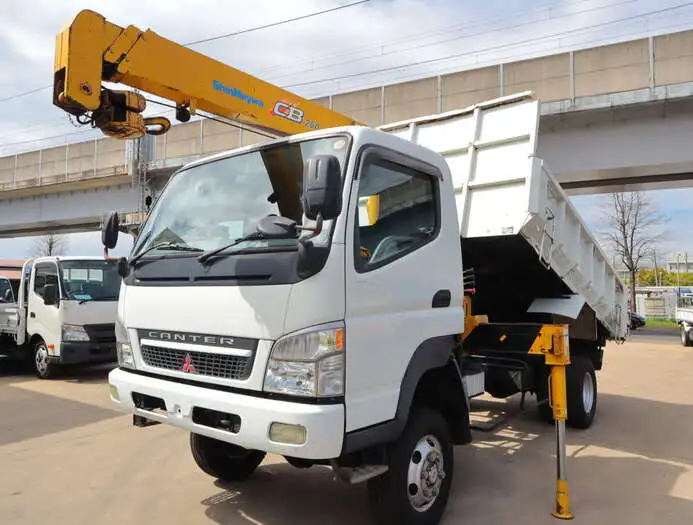 三菱 キャンター 小型 ダンプ 土砂禁 クレーン付き の中古トラック【車両No.143922】