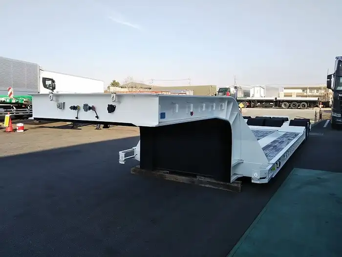 国内・その他 国産車その他 トレーラー/その他 トレーラー 16輪 2デフ の中古トラック【車両No.144085】