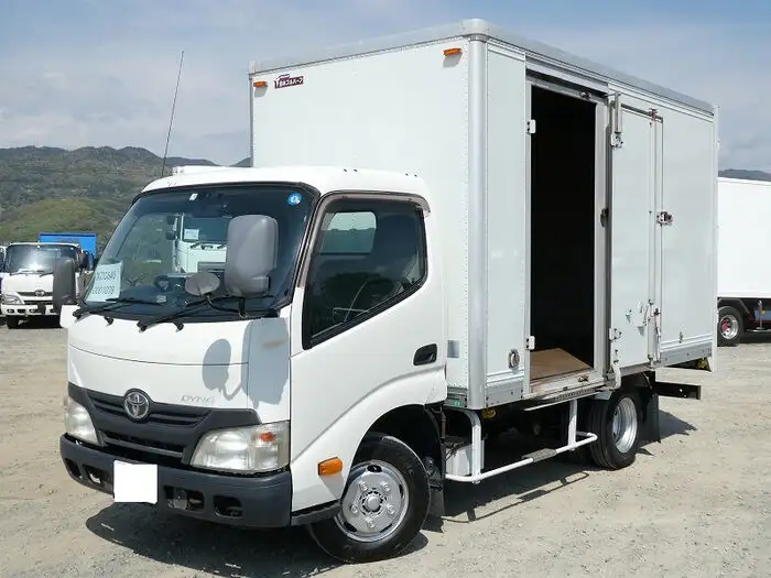 トヨタ ダイナ 小型 アルミバン サイドドア SKG-XZC645 の中古トラック【車両No.144116】