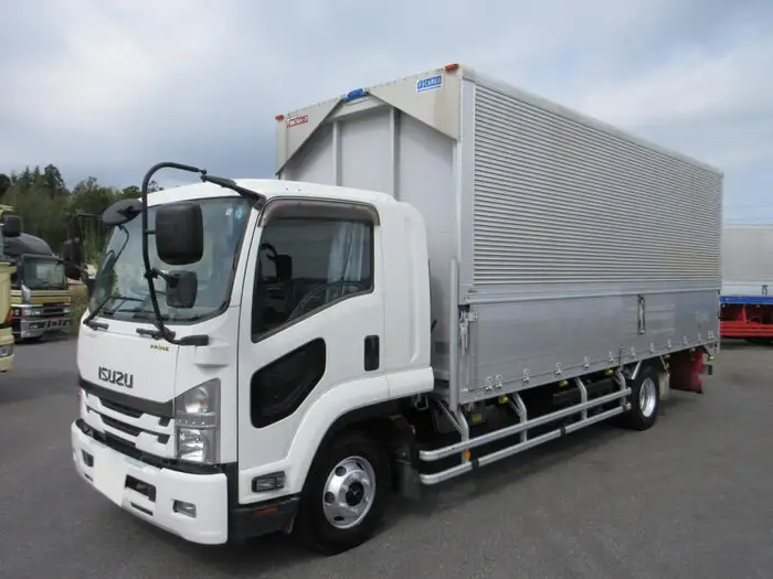 いすゞ フォワード 中型/増トン ウイング ベッド TKG-FRR90S2 の中古トラック【車両No.144403】