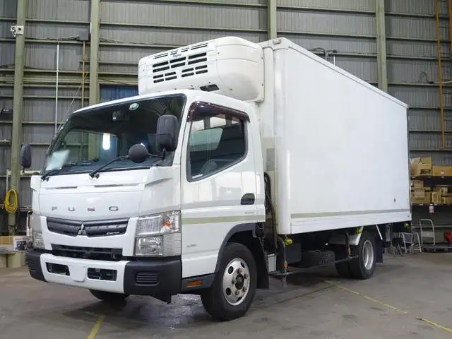 三菱 キャンター 小型 冷凍冷蔵 低温 パワーゲート の中古トラック【車両No.144856】