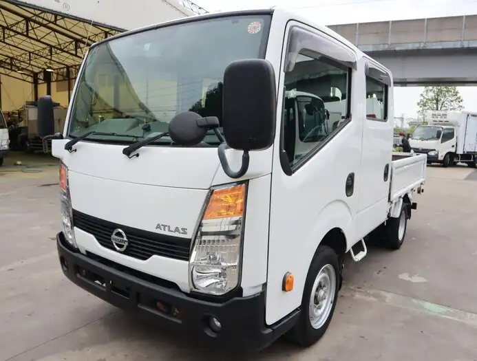 日産 アトラス 小型 平ボディ Wキャブ CBF-SQ2F24 の中古トラック【車両No.144995】