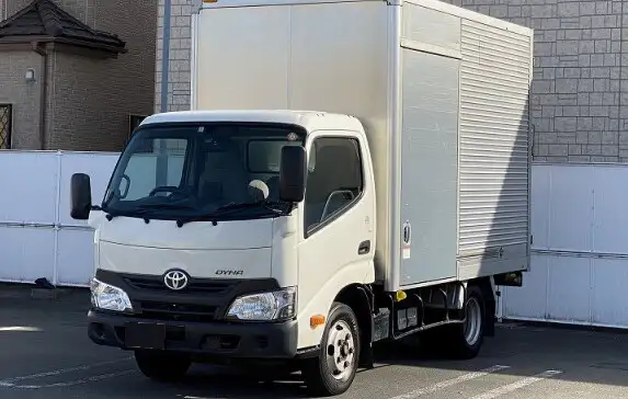 トヨタ ダイナ 小型 アルミバン サイドドア TPG-XZC605 の中古トラック【車両No.145062】
