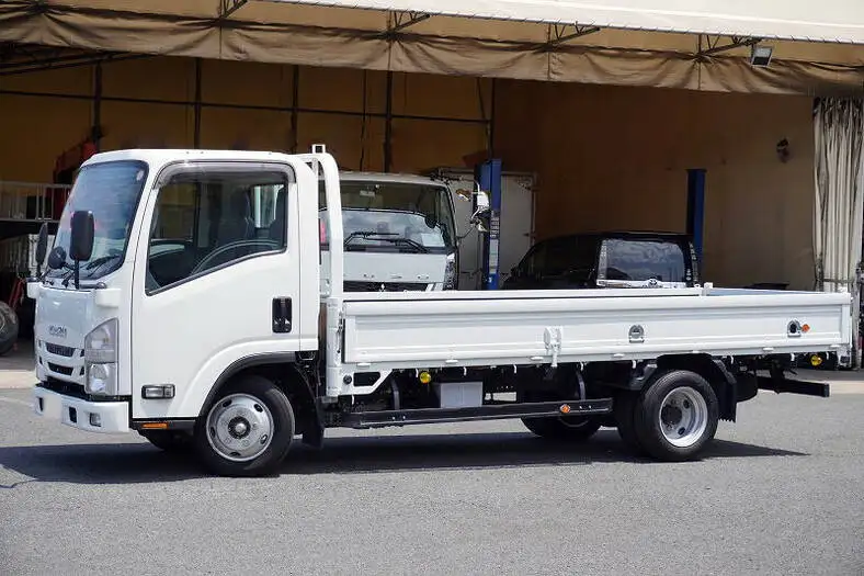 いすゞ エルフ 小型 平ボディ TRG-NLR85AR H29 の中古トラック【車両No.145086】